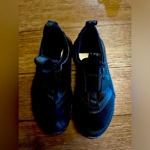 Nike child shoe size 1Y